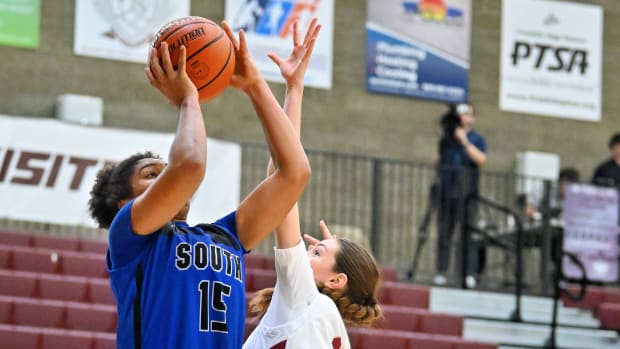 a South Medford Mission Hills girls basketball Oregon POA Holiday Classic December 30 2023 Leon Neuschwander 23